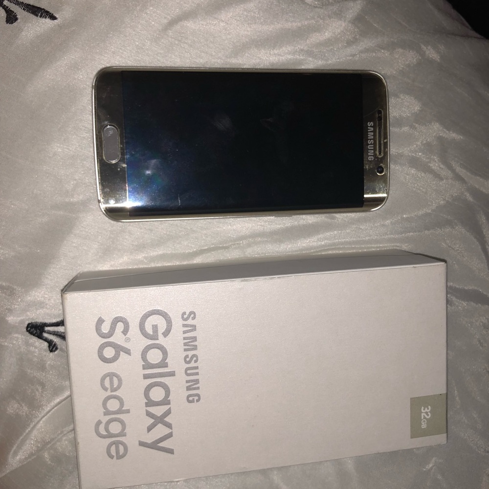 Samsung Galaxy s6 edge.